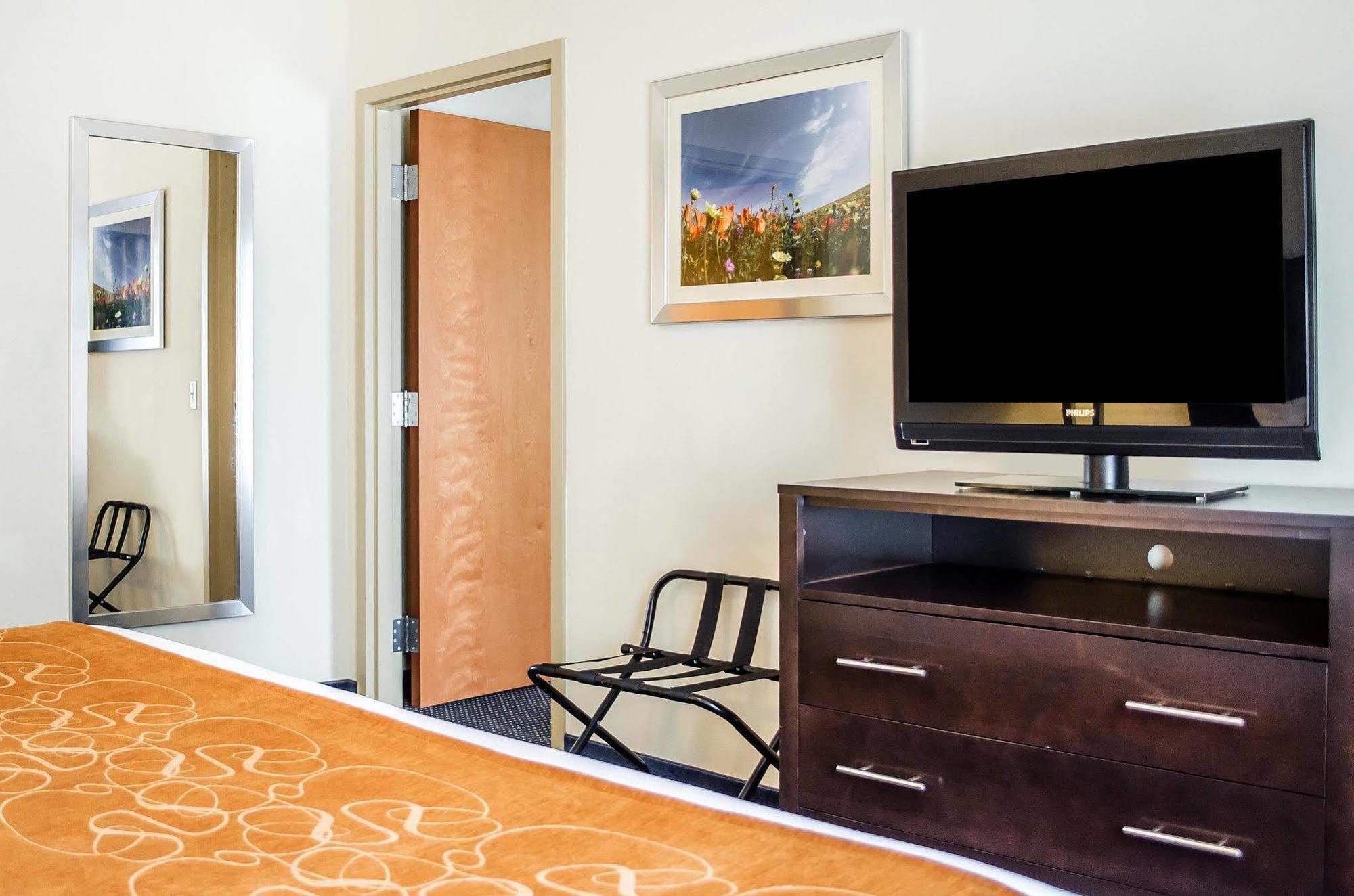 Comfort Suites Lancaster Amish Country Smoketown  Luaran gambar